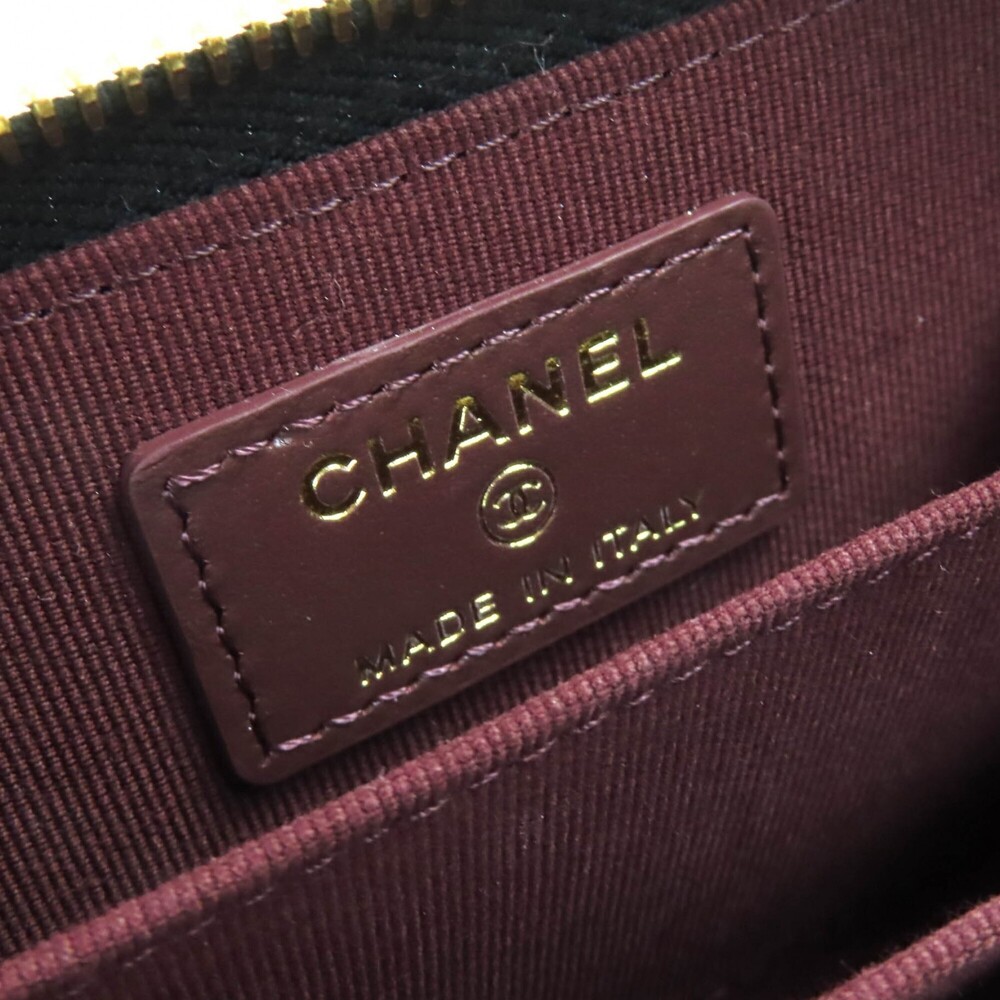 CHANEL Authentic Black Caviar Leather Logo Wallet - Picture 8 of 9